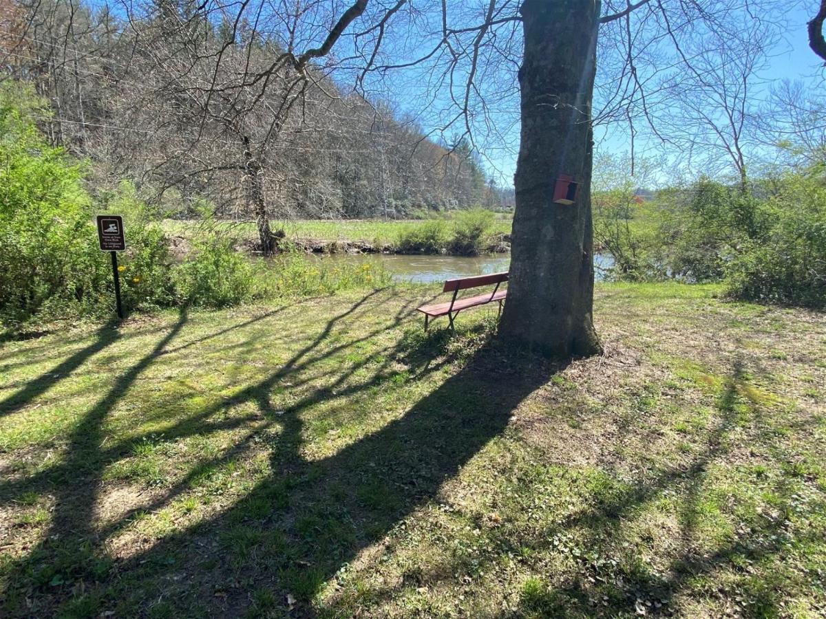 Coyote Lodge At Deerwoode Reserve 布里瓦德 外观 照片